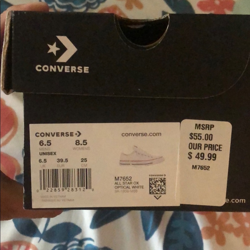 Shoes - Picture 2 of 4